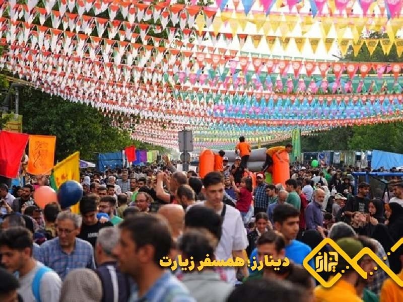 جمعیت زیادی از مردم در جشن غدیر خم شرکت کرده اند.